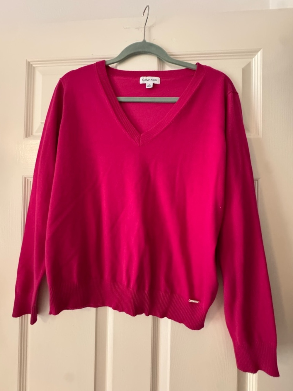 Calvin Klein Women's V-Neck Sweater in Hot Pink